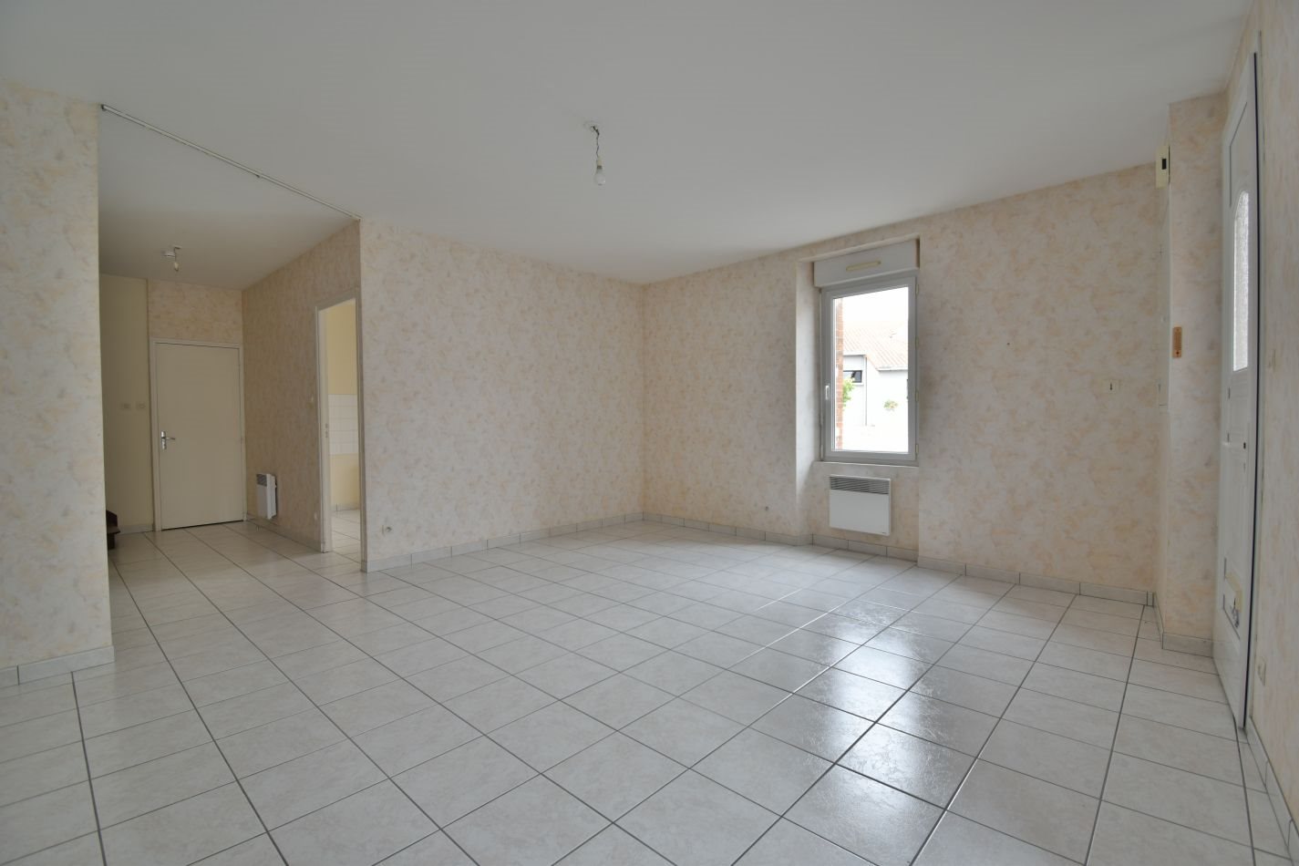 Maison à vendre, 80m², Yzernay