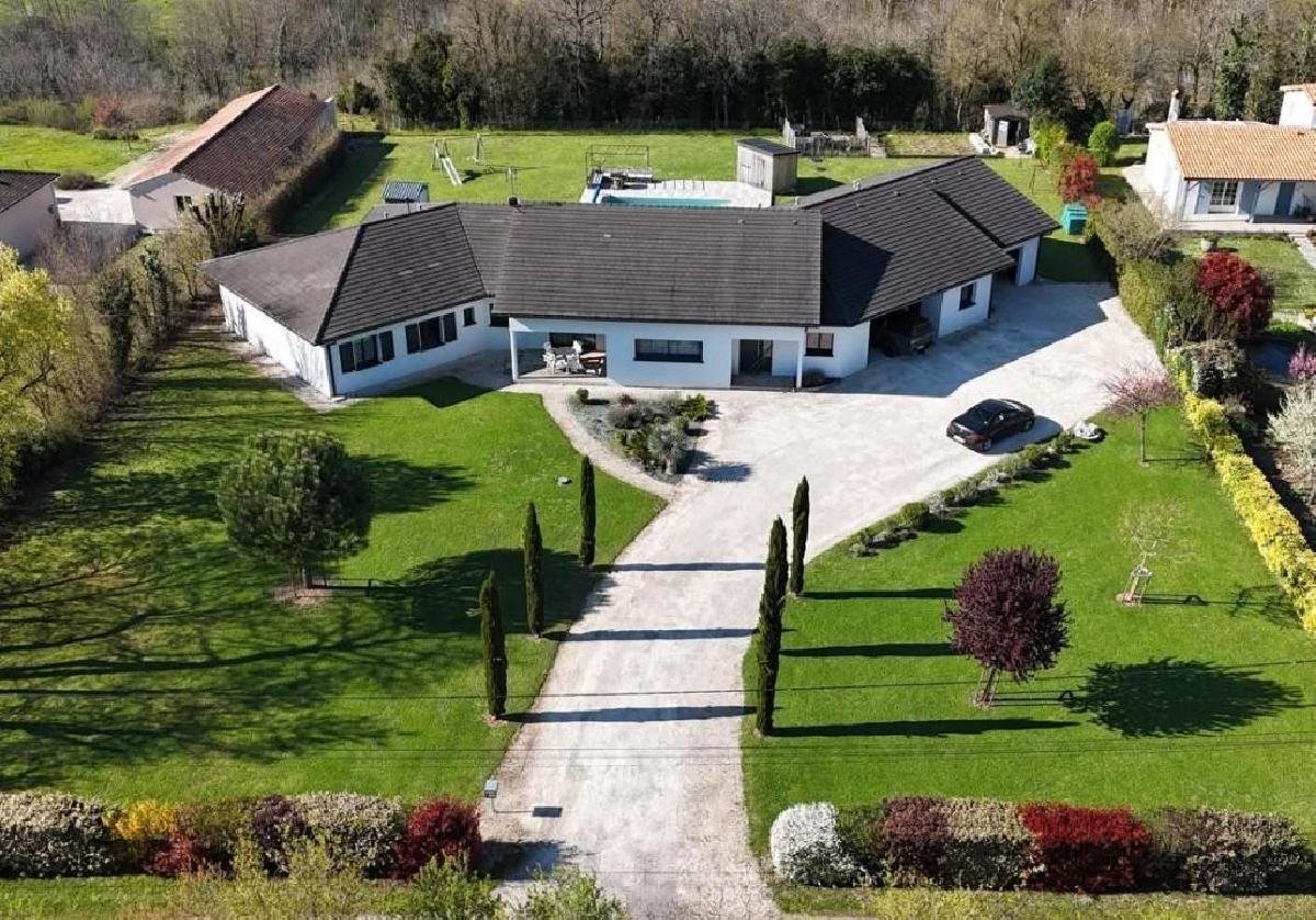Maison à vendre, 257m², Ruffec