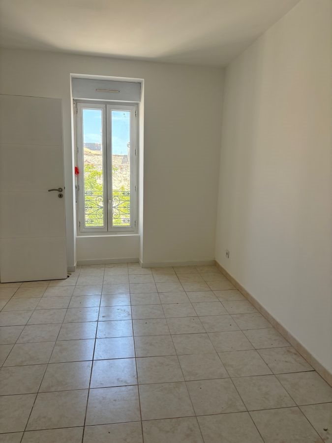 Appartement à louer, 36m², Nîmes