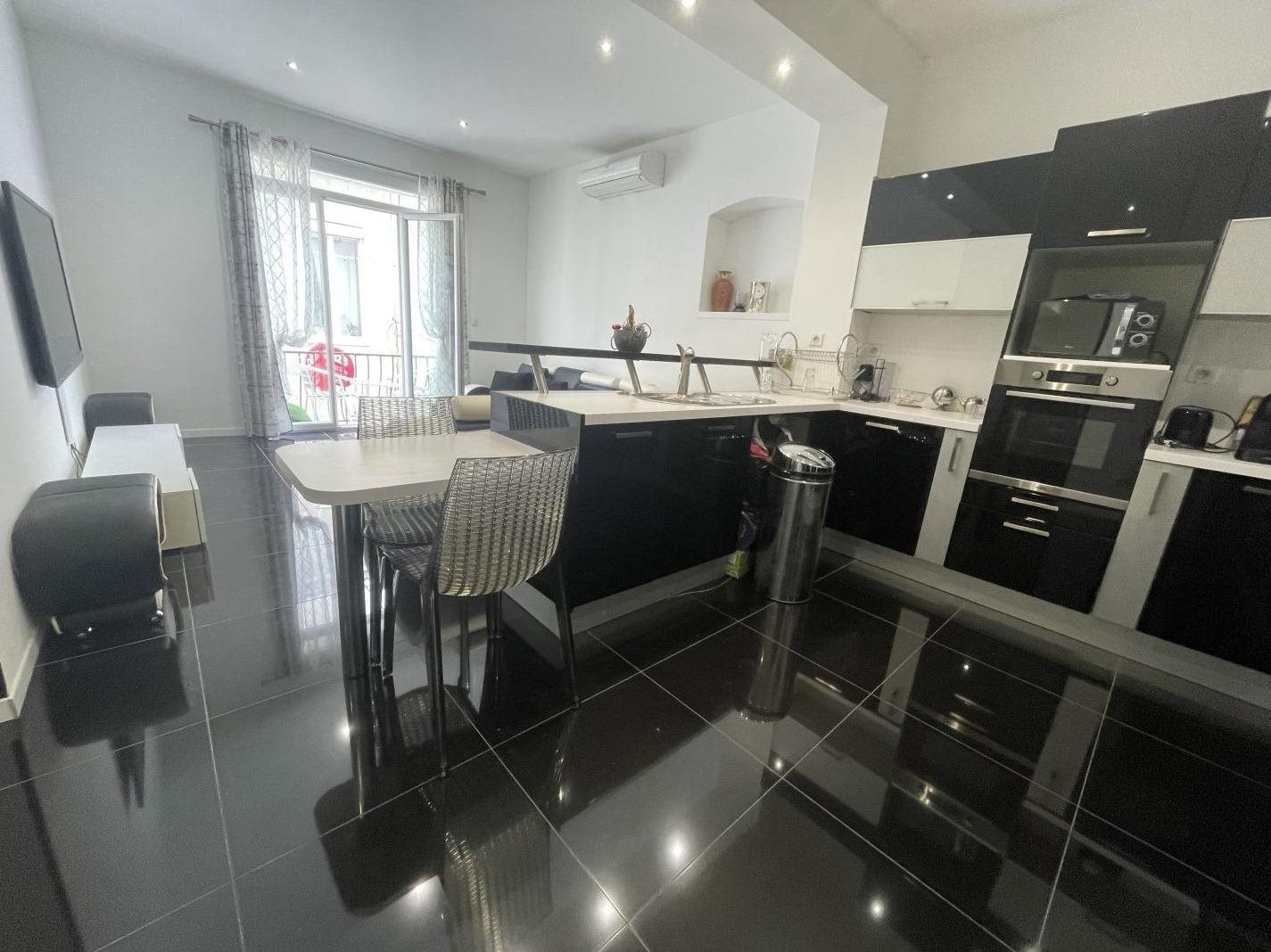 Appartement à vendre, 67m², Sète