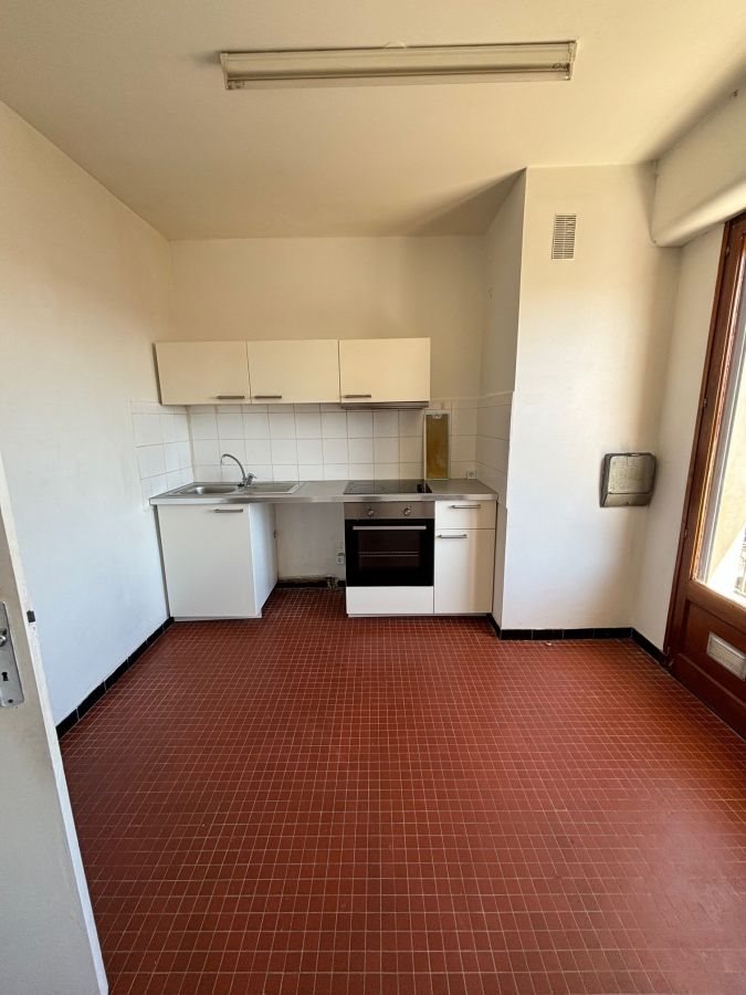 Appartement à louer, 33m², Nîmes