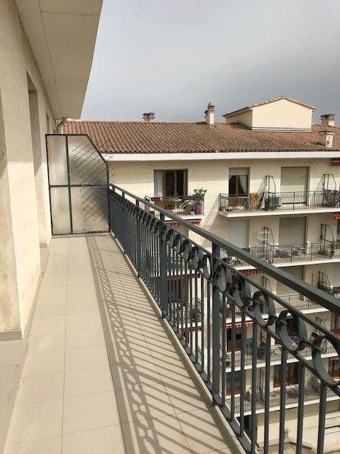 Appartement à louer, 33m², Nîmes
