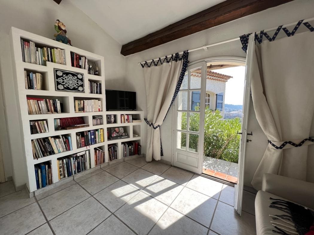 Maison à vendre, 159m², Saint-Martin-de-Valgalgues