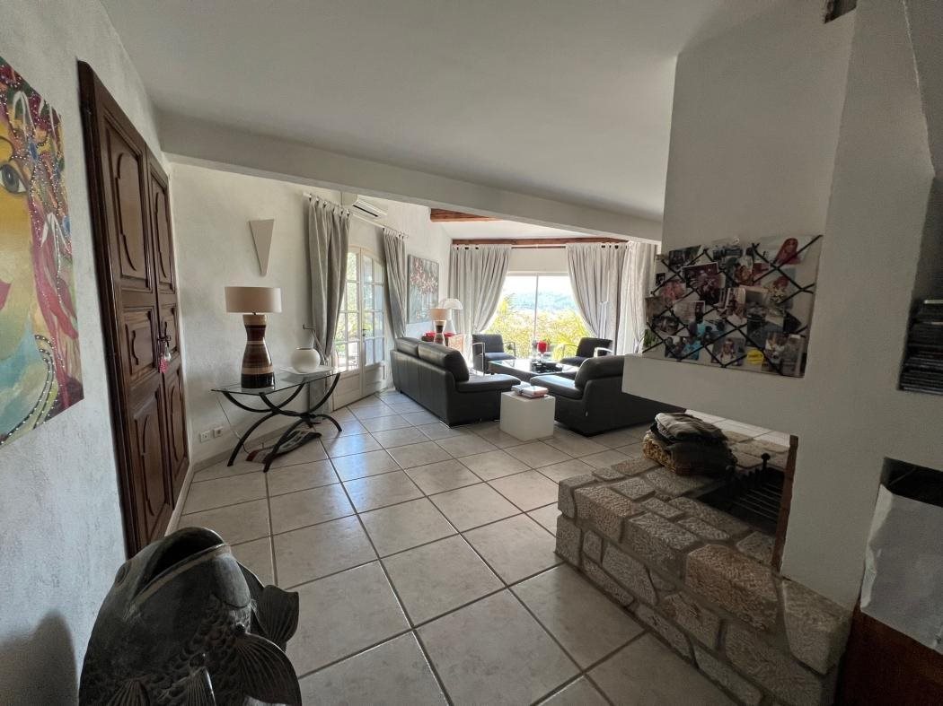 Maison à vendre, 159m², Saint-Martin-de-Valgalgues