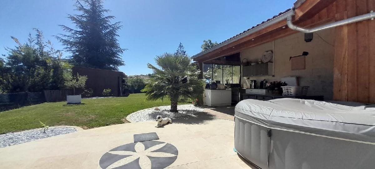 Maison à vendre, 104m², Pont-sur-Yonne