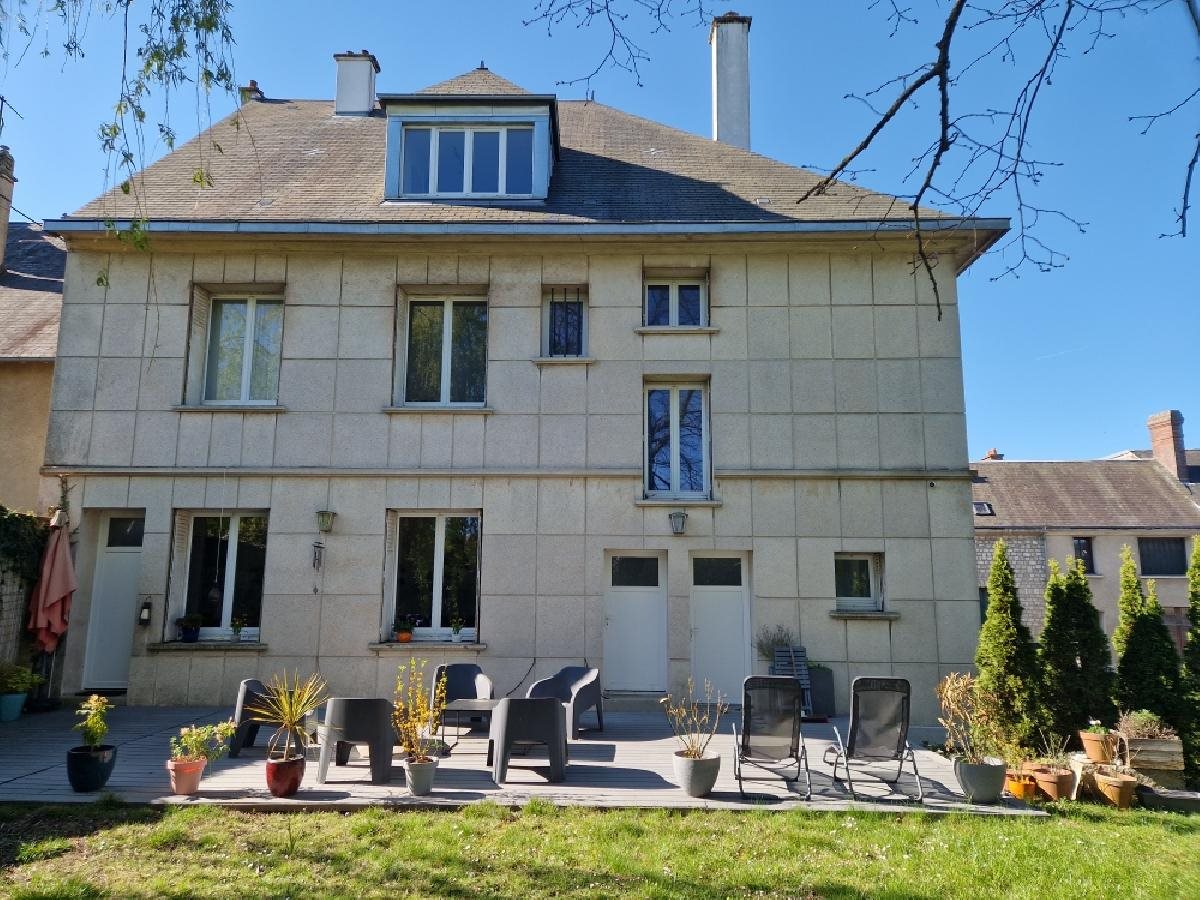 Maison à vendre, 236m², La Loupe