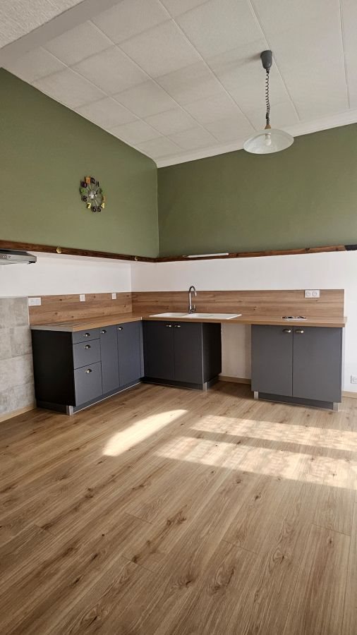 Maison à louer, 129m², Montpeyroux