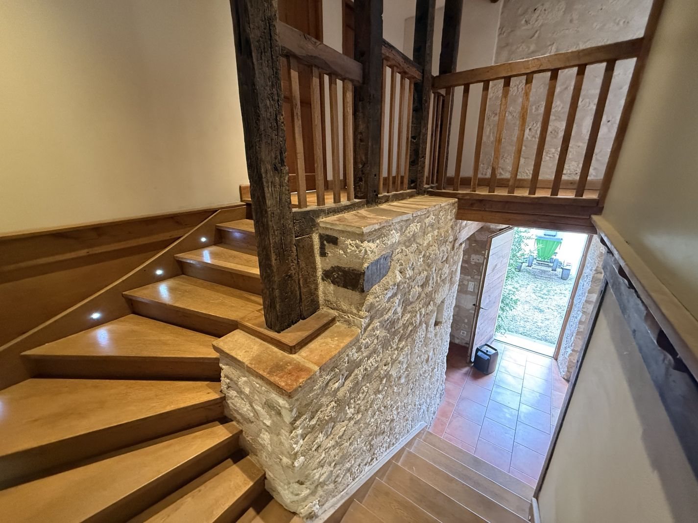 Maison à louer, 174m², Montdragon