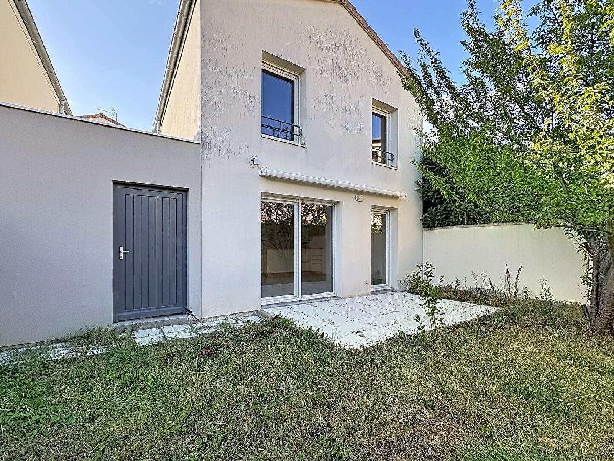 Maison à vendre, 97m², Charnay-lès-Mâcon