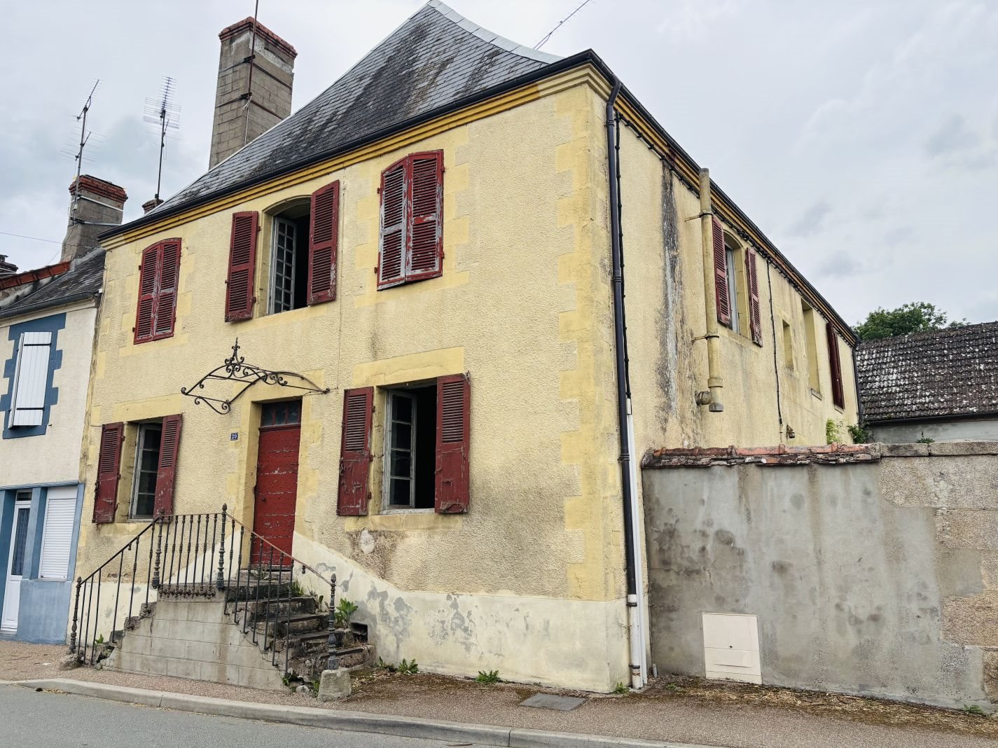 Maison à vendre, 200m², Clugnat