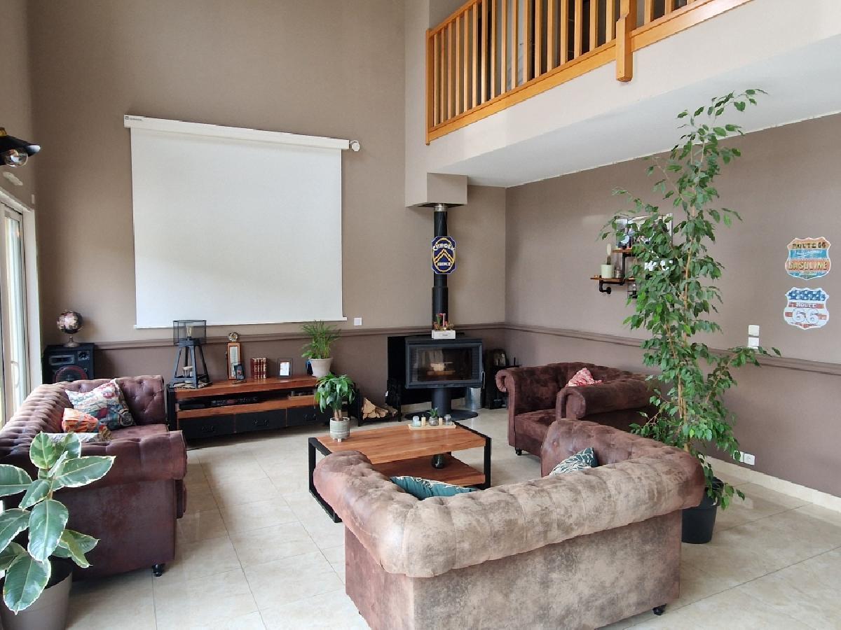 Maison à vendre, 325m², Manou