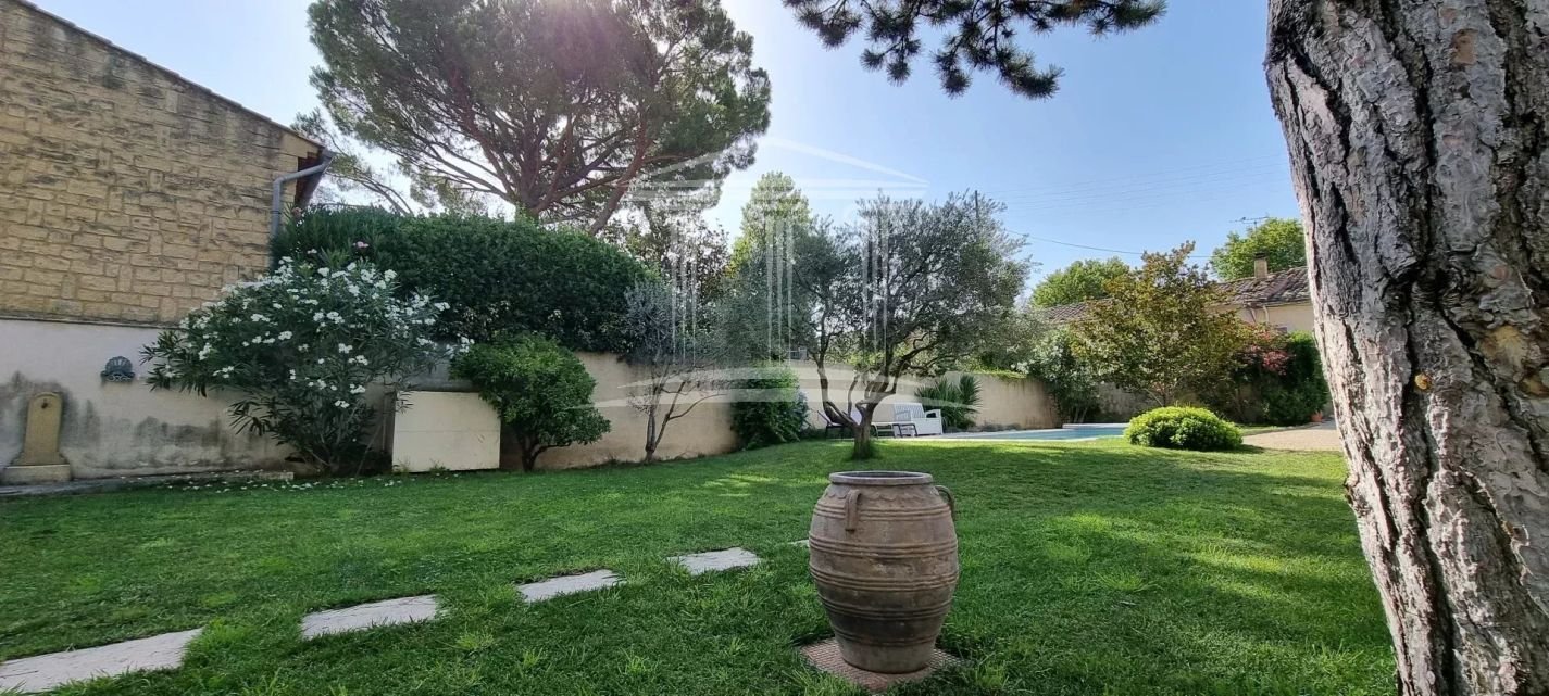 Maison à vendre, 185m², Sorgues