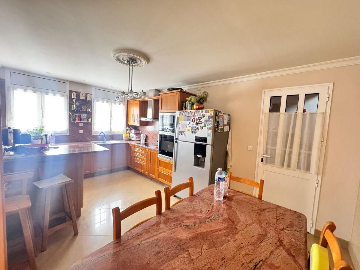 Maison à vendre, 275m², Villeneuve-Saint-Germain