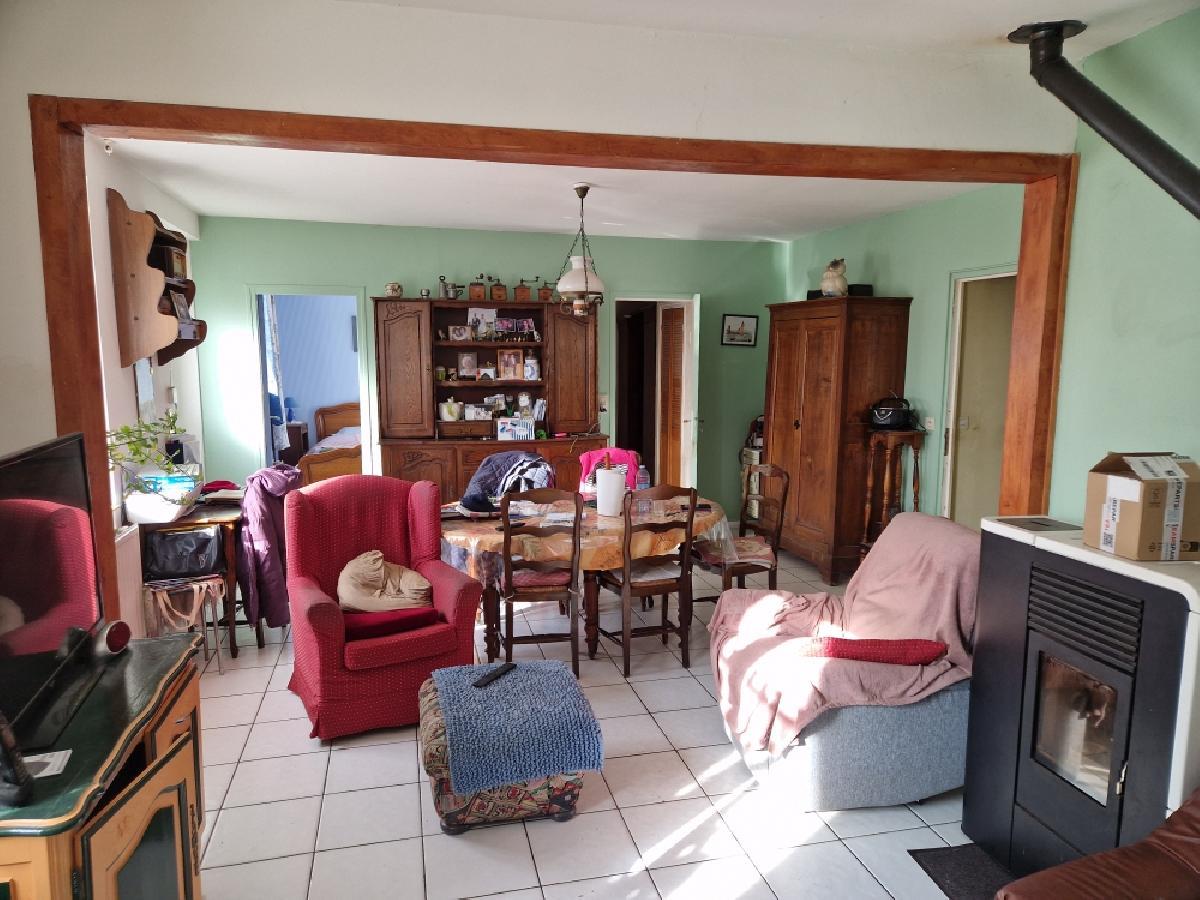 Maison à vendre, 203m², Belhomert-Guéhouville