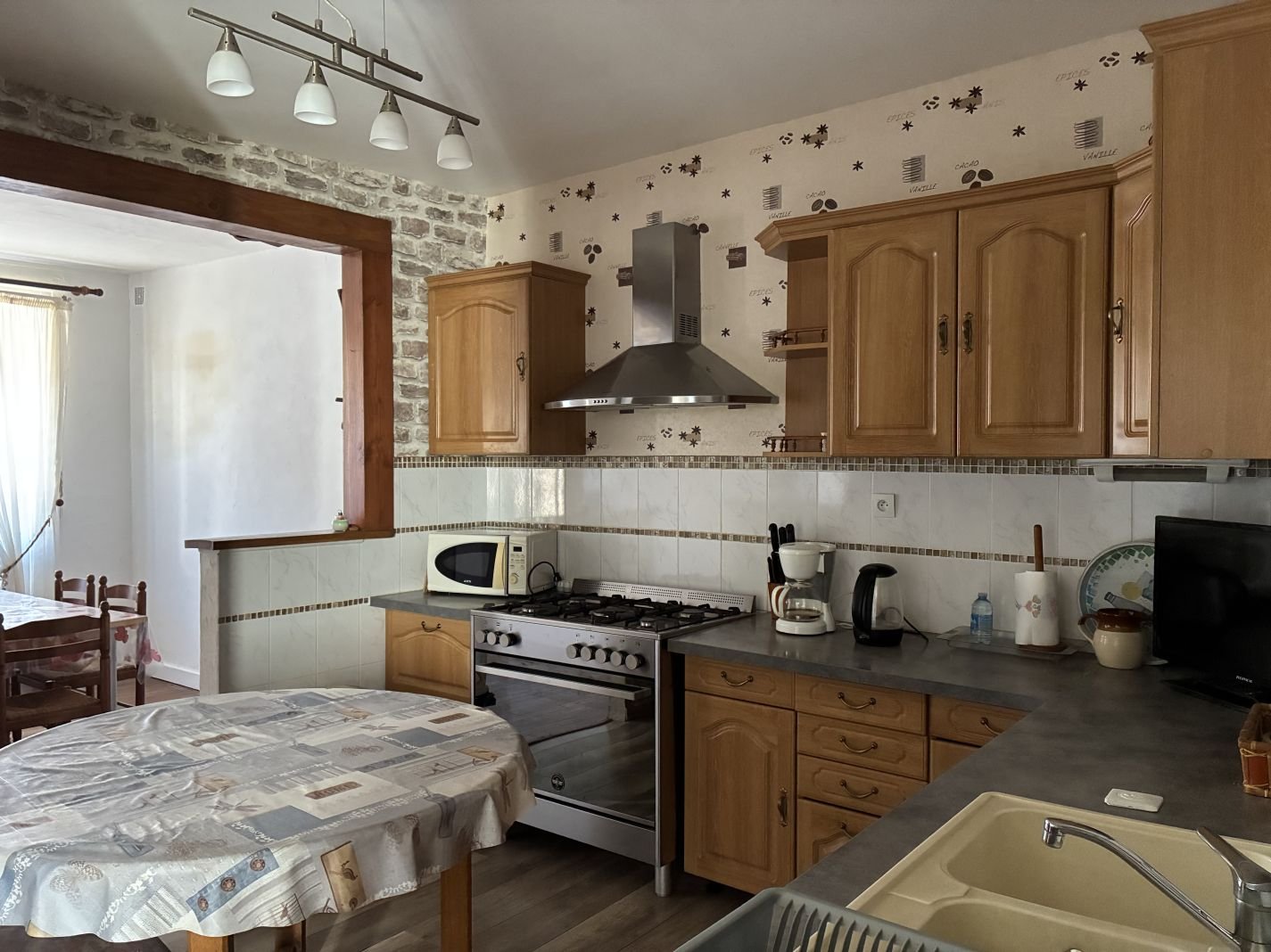 Maison à vendre, 112m², Châteauneuf-la-Forêt