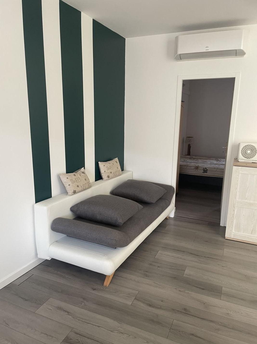 Appartement à louer, 57m², Saint-Florent-sur-Auzonnet