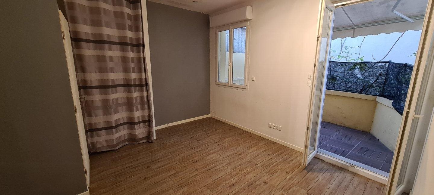 Appartement à louer, 17m², Ajaccio