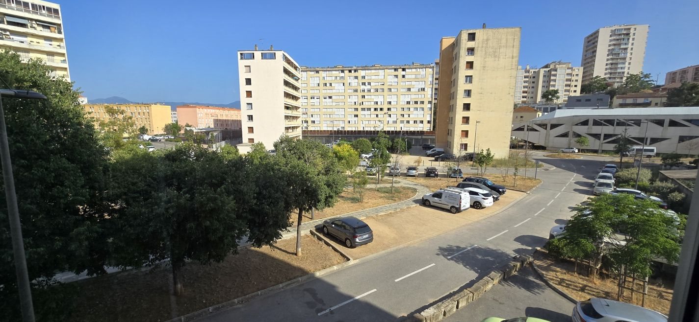 Appartement à vendre, 94m², Ajaccio