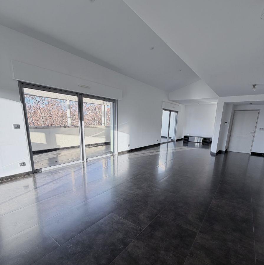 Appartement à vendre, 224m², Nîmes