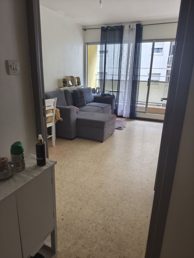 Appartement à louer, 33m², Nîmes