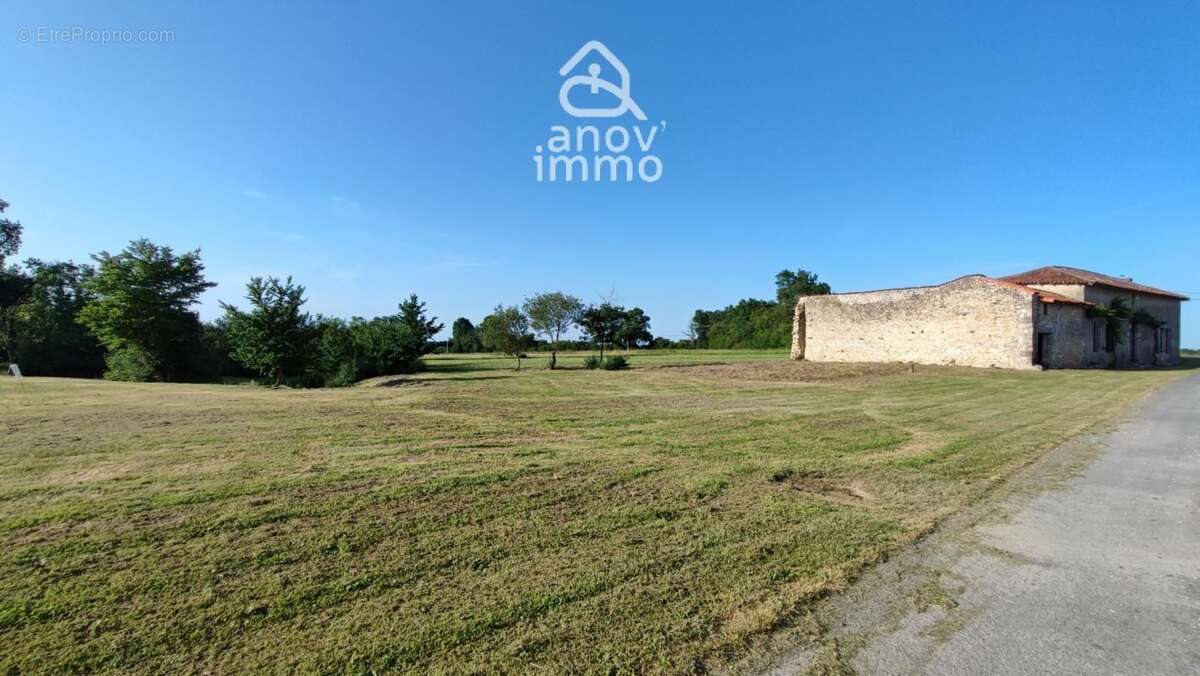Maison à vendre, 70m², Saint-Martin-l'Ars