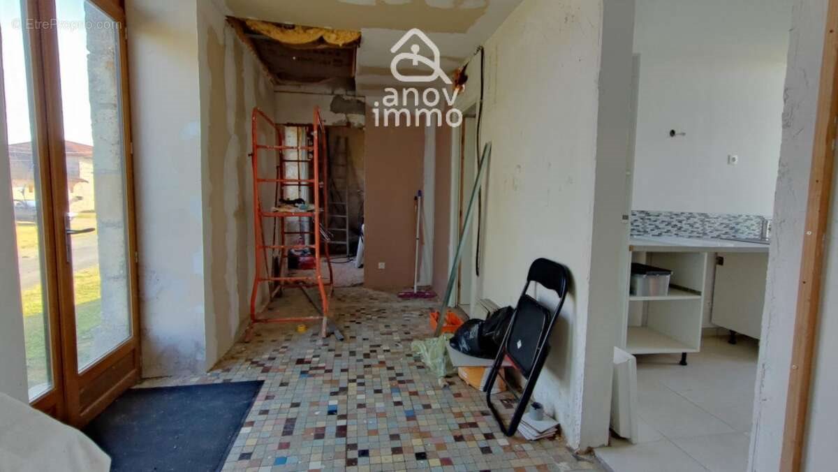 Maison à vendre, 70m², Saint-Martin-l'Ars