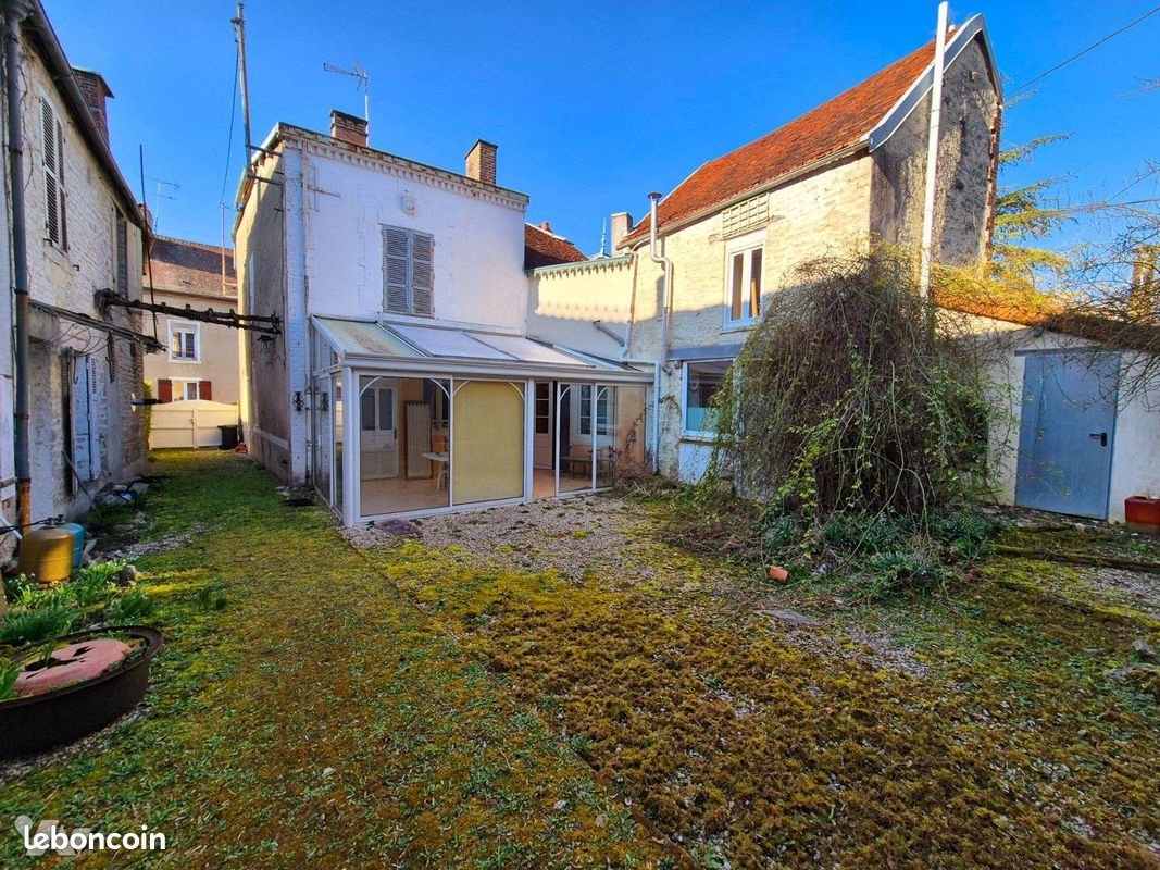 Maison à vendre, 230m², Essoyes