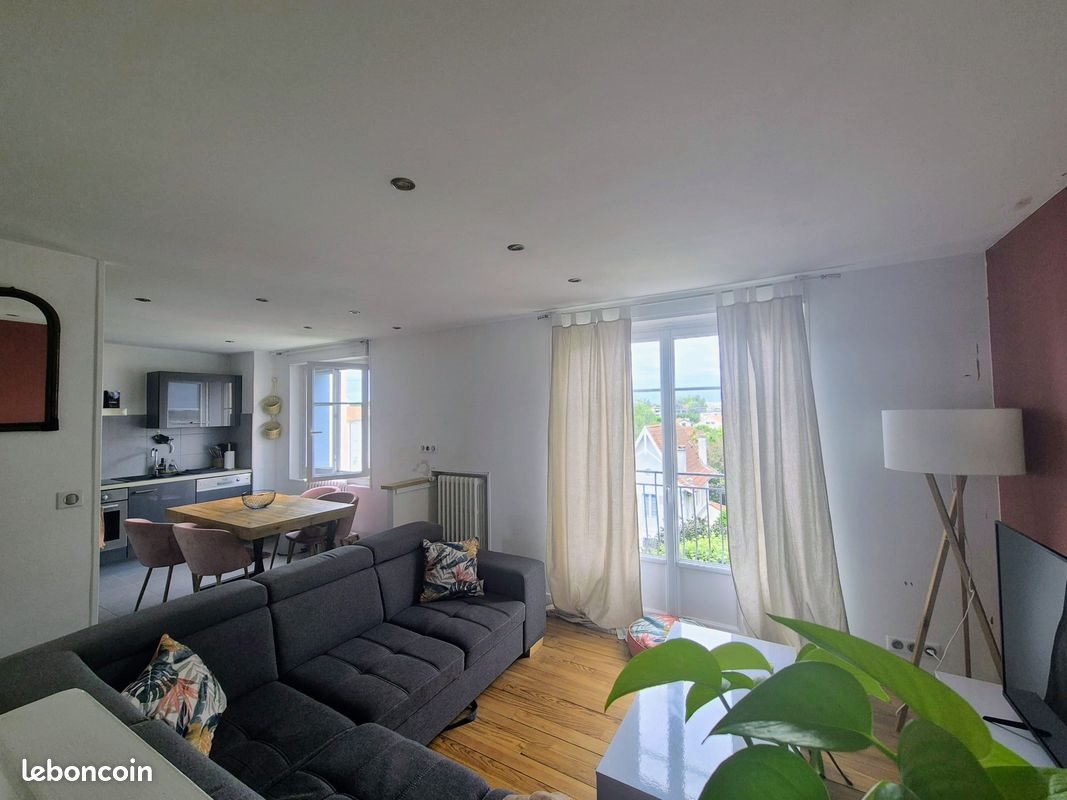 Appartement à louer, 63m², Pau