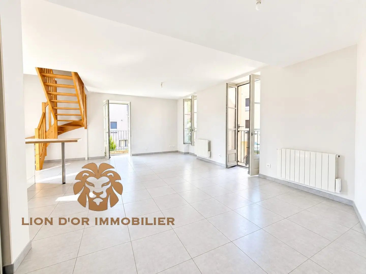 Appartement à vendre, 70m², Montanay