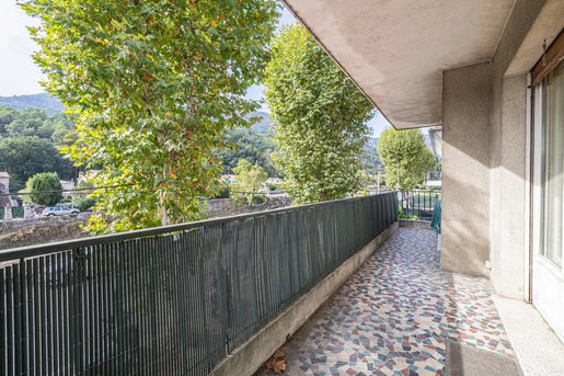 Appartement 3 pièces 62 m² · à Contes · 62 m² · 219 000 €