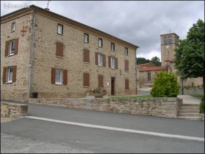 Appartement à louer, 47m², Saint-Georges-en-Couzan