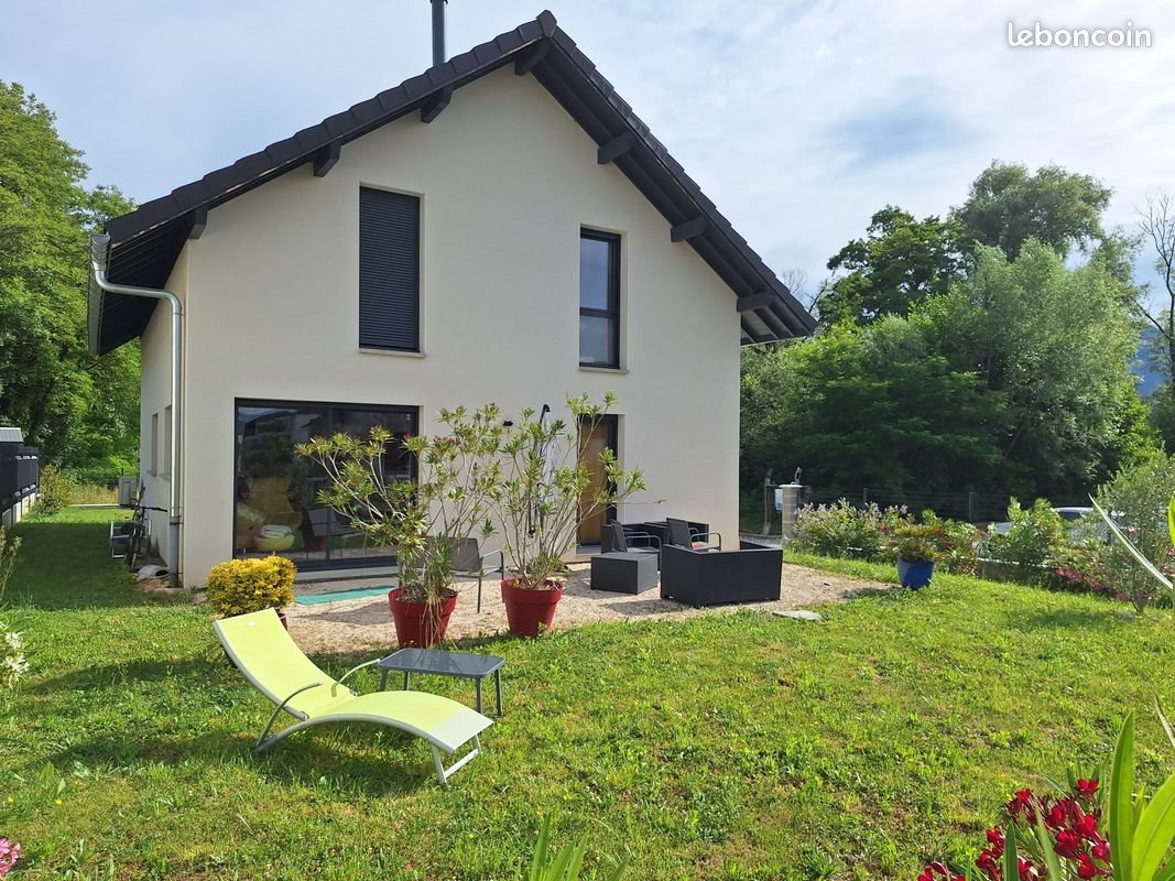 Maison à louer, 106m², Saint-Baldoph