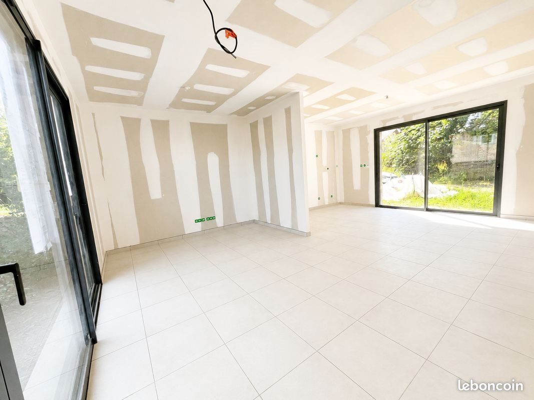 Maison à vendre, 82m², Pont-de-Chéruy