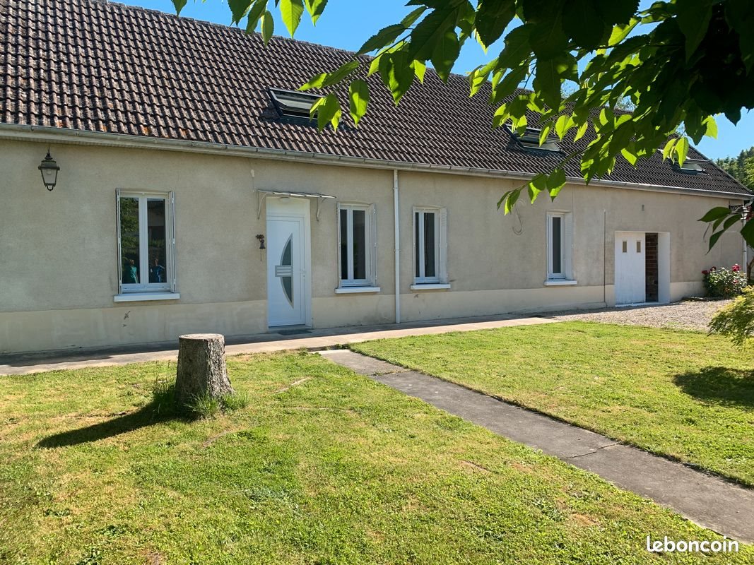Maison à louer, 156m², Saint-Valérien