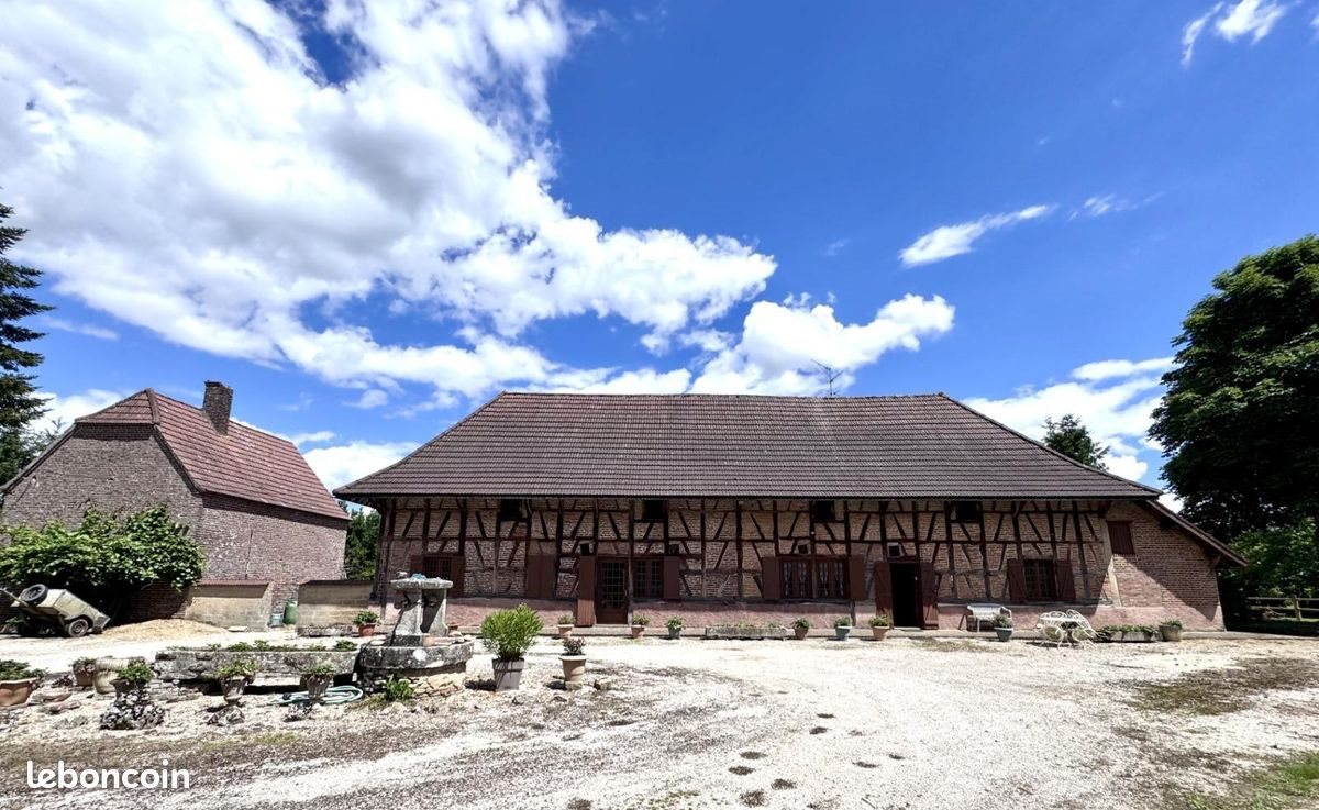 Maison à vendre, 172m², Mervans