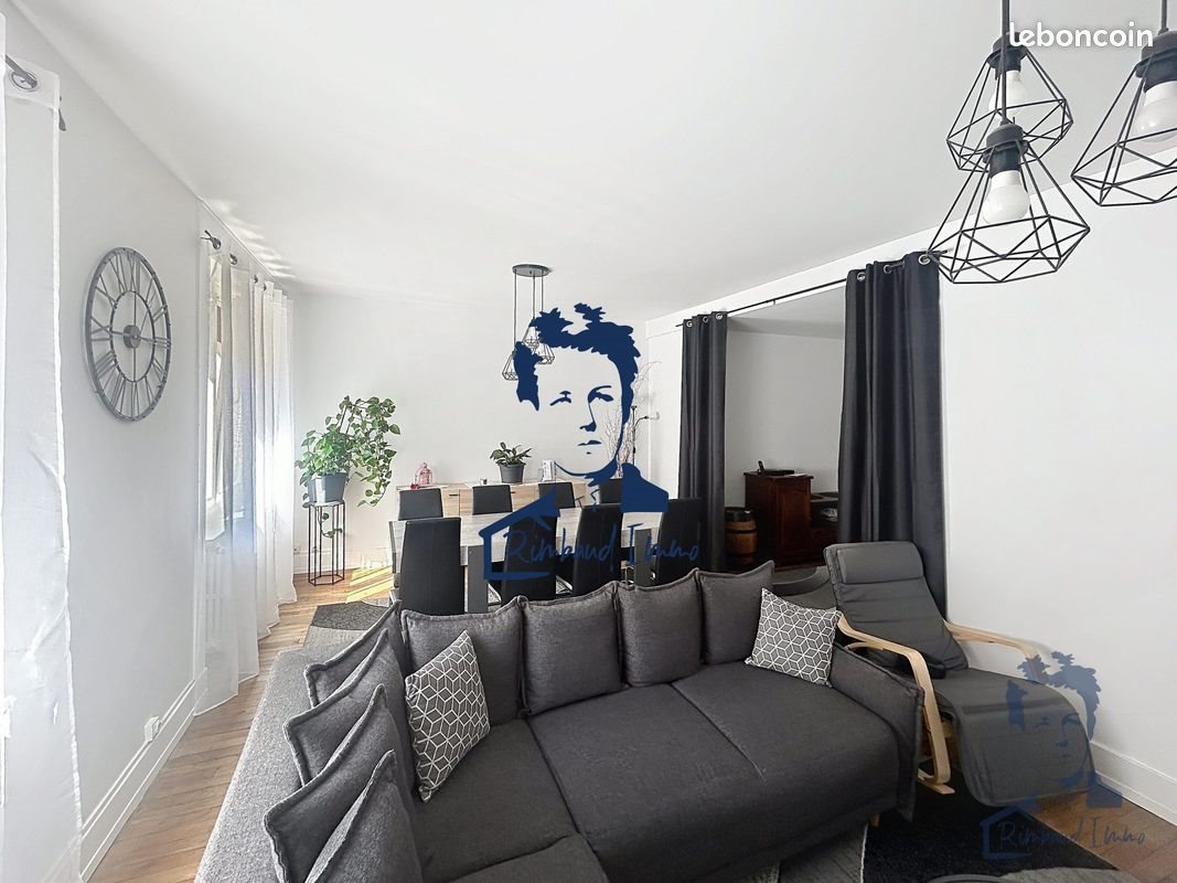 Appartement à vendre, 101m², Sedan