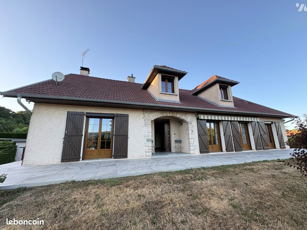 Maison à vendre, 164m², Rioz