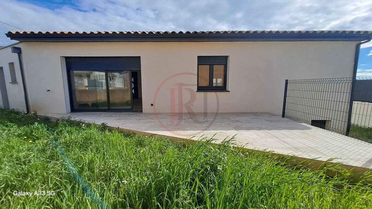 Maison à vendre, 94m², Saint-Julien-les-Rosiers