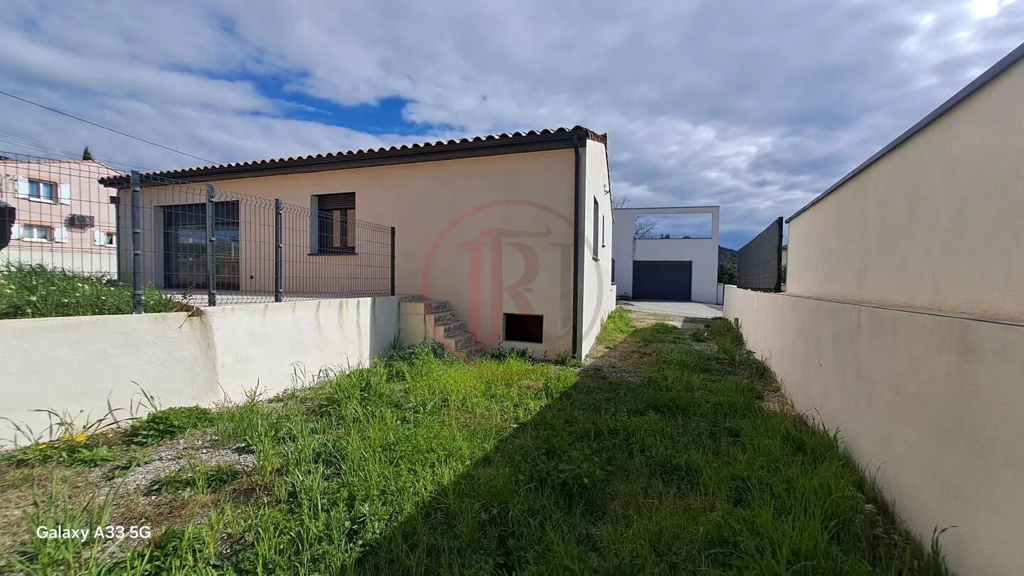 Maison à vendre, 94m², Saint-Julien-les-Rosiers