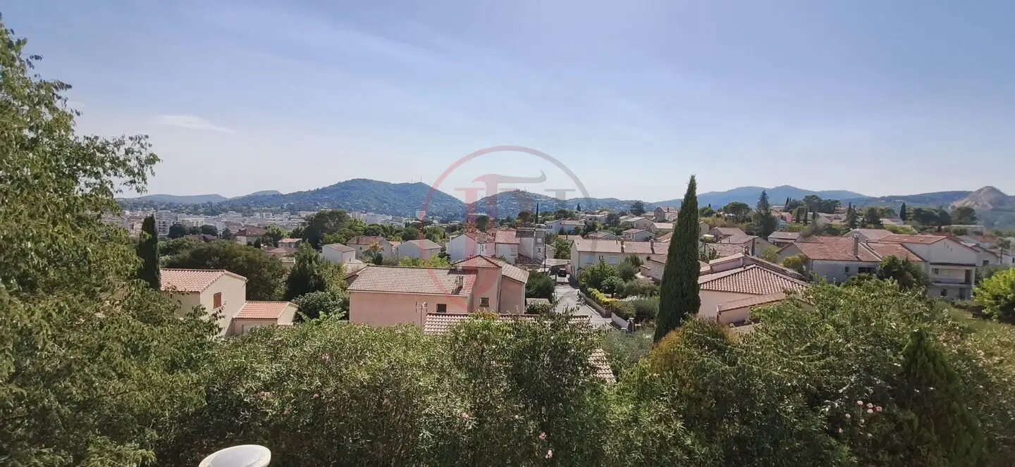 Appartement à vendre, 76m², Alès
