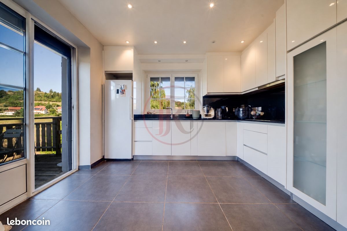 Maison à vendre, 205m², Mouthe