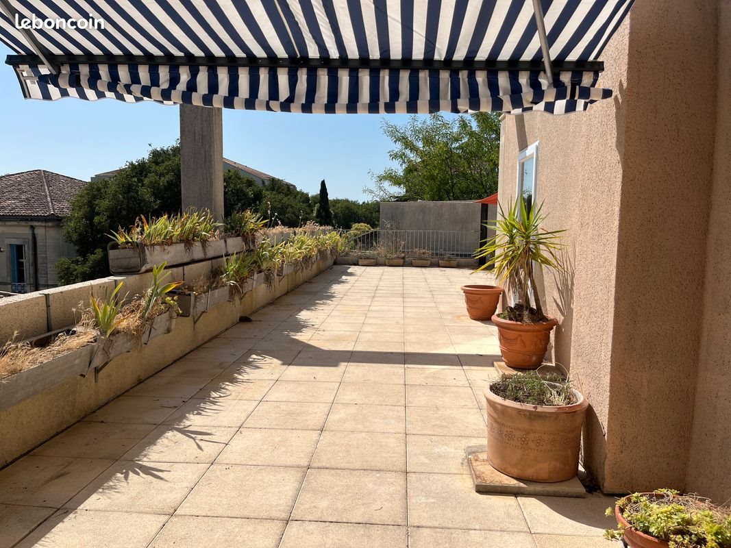 Appartement à louer, 155m², Nîmes