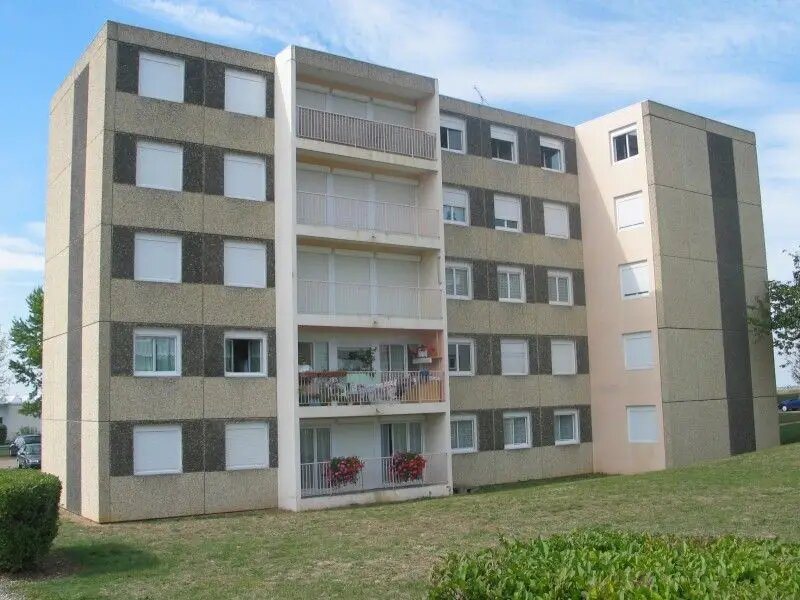 Appartement à louer, 48m², Saint-Pierre-le-Moûtier