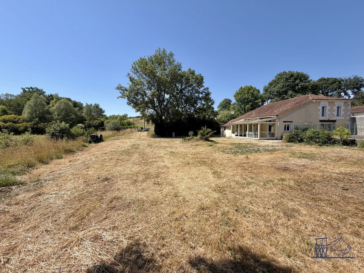 Maison à vendre, 169m², Saint-Bonnet-sur-Gironde