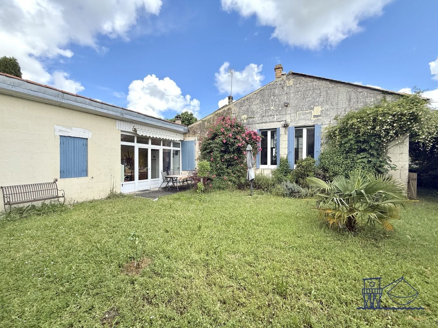 Maison à vendre, 202m², Saint-Dizant-du-Gua