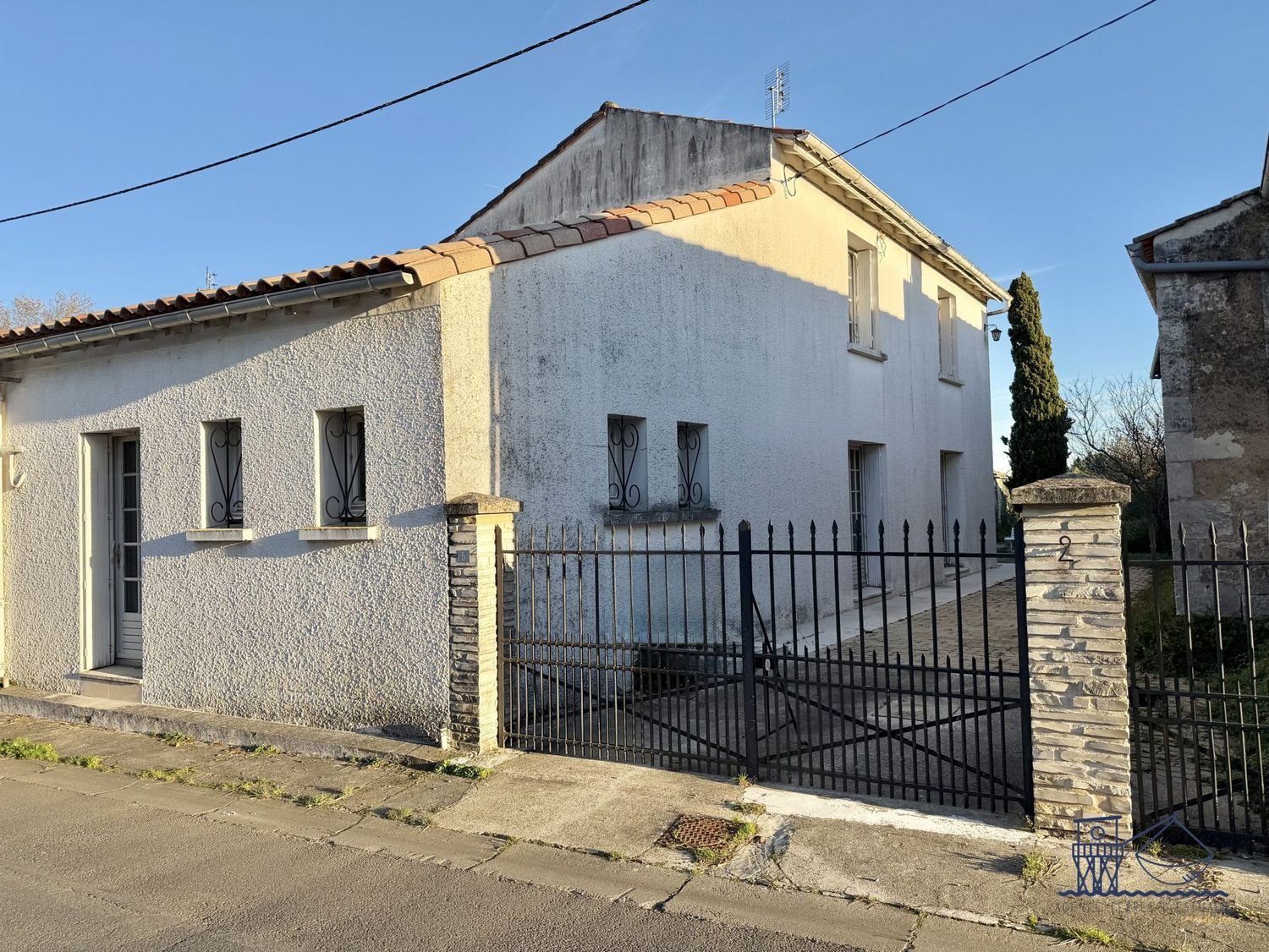 Maison à vendre, 107m², Saint-Dizant-du-Gua