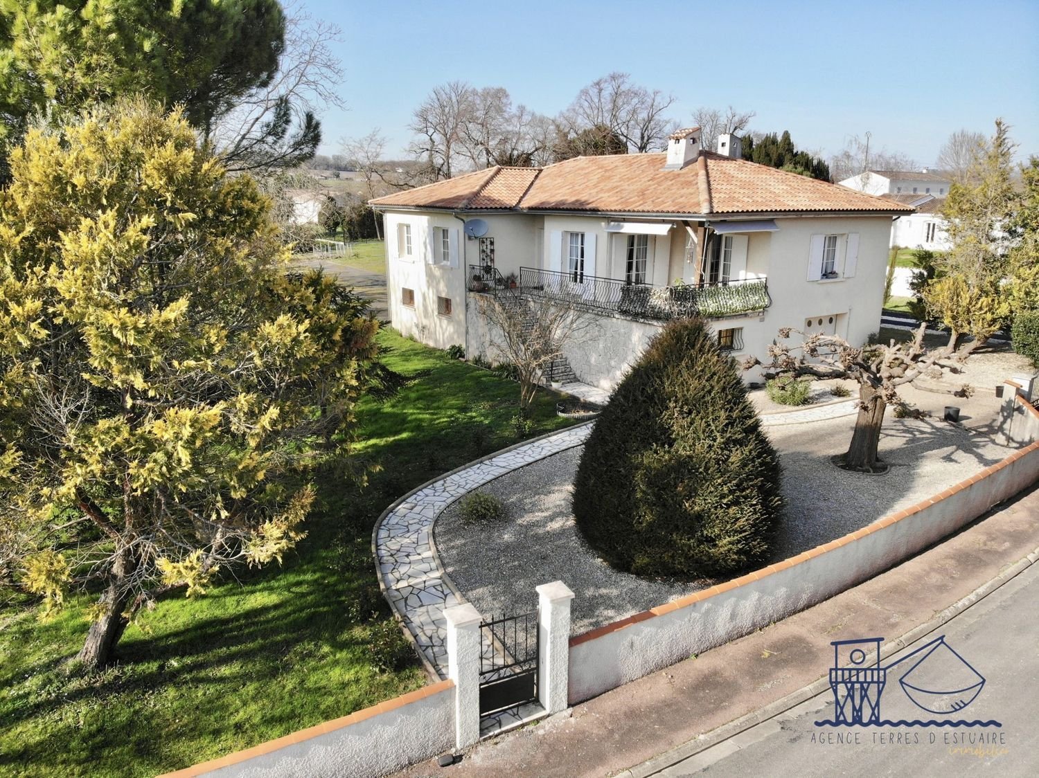 Maison à vendre, 133m², Saint-Fort-sur-Gironde