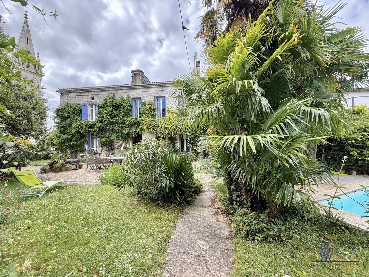 Maison à vendre, 335m², Chenac-Saint-Seurin-d'Uzet