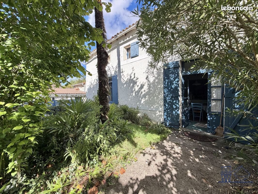 Maison à vendre, 122m², Saint-Dizant-du-Gua