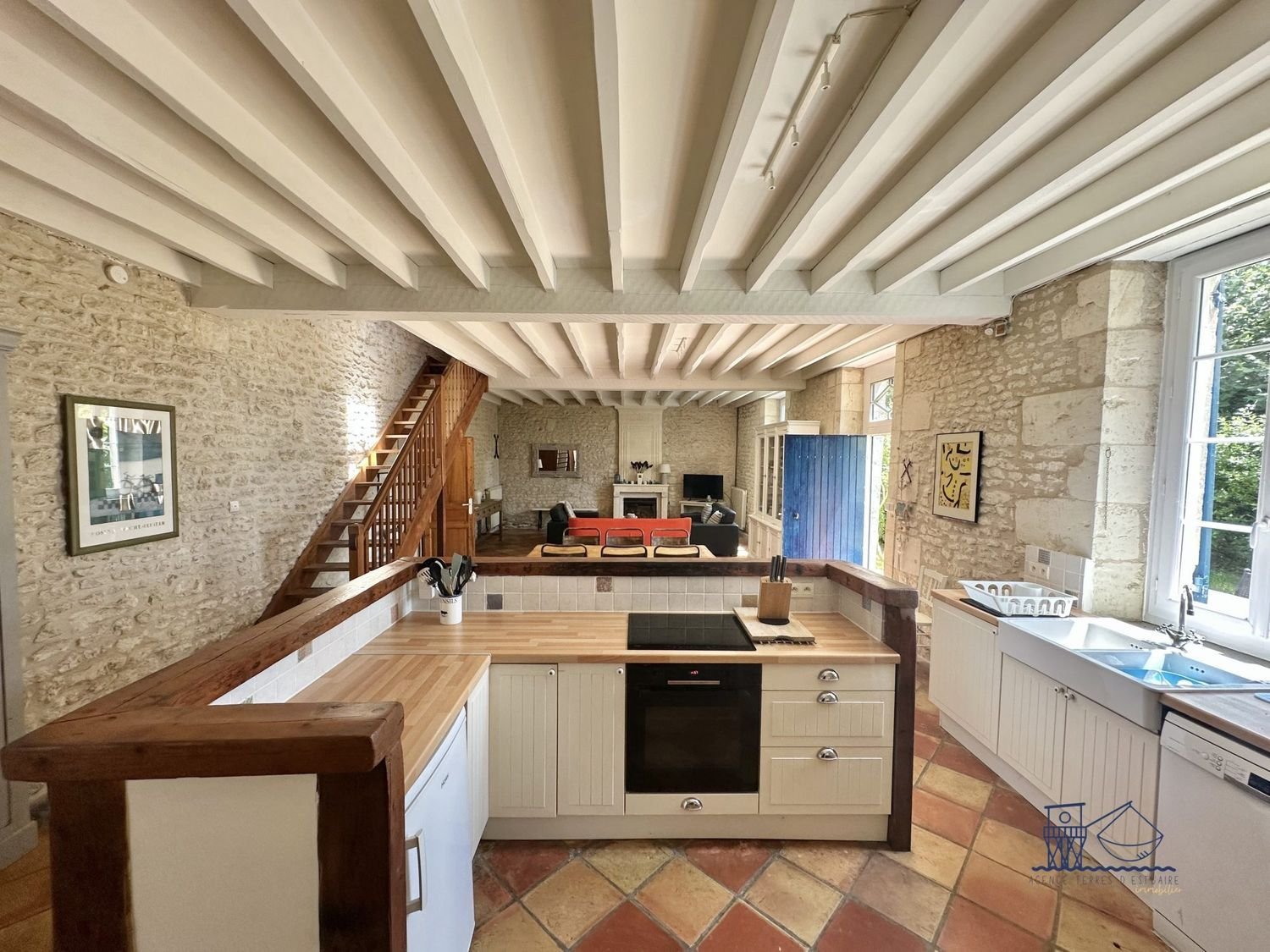 Maison à vendre, 211m², Mortagne-sur-Gironde